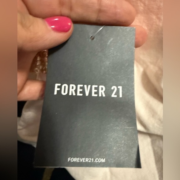 Forever 21 pull over sweater‎ - Picture 4 of 5